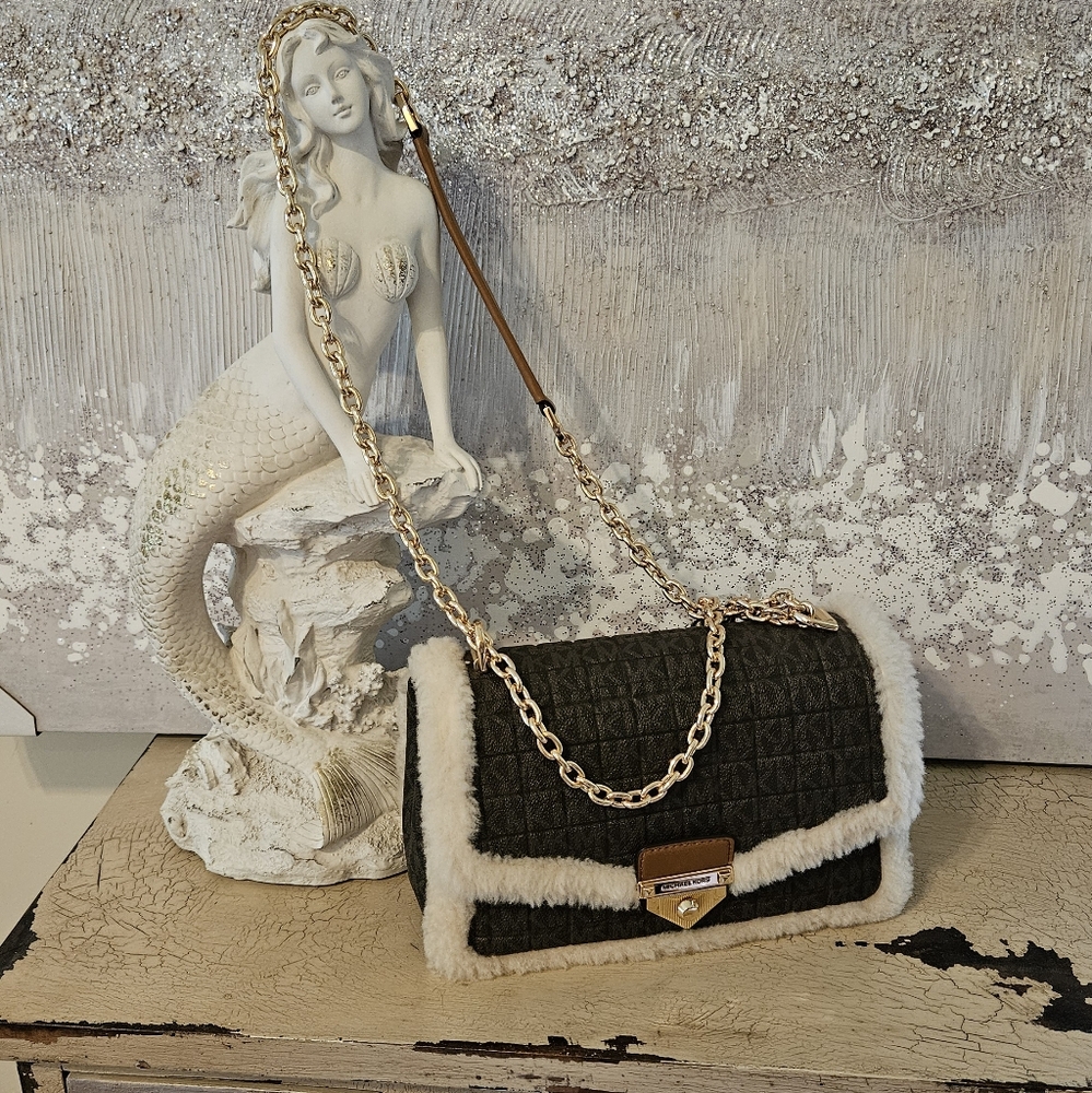 MICHAEL KORS $458 RETAIL SOHO SHEARLING TRIM SHOULDER BAG